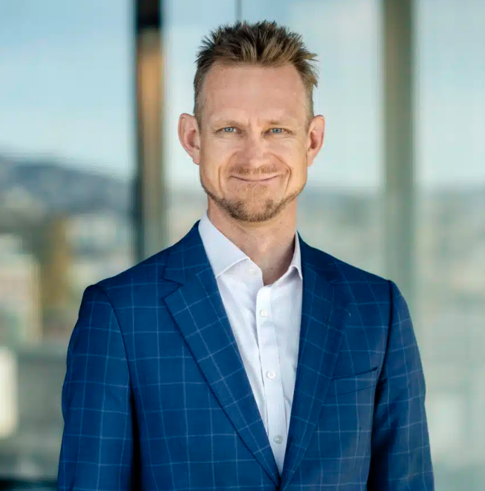 Vebjörn Advokat